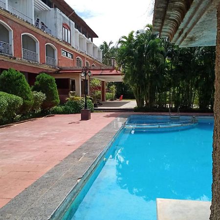 Arnala Beach Resort Virār Exteriör bild