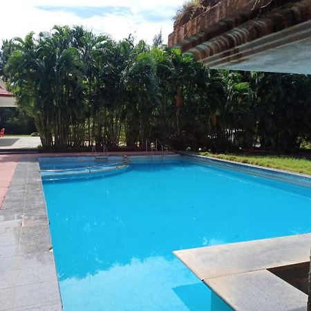 Arnala Beach Resort Virār Exteriör bild