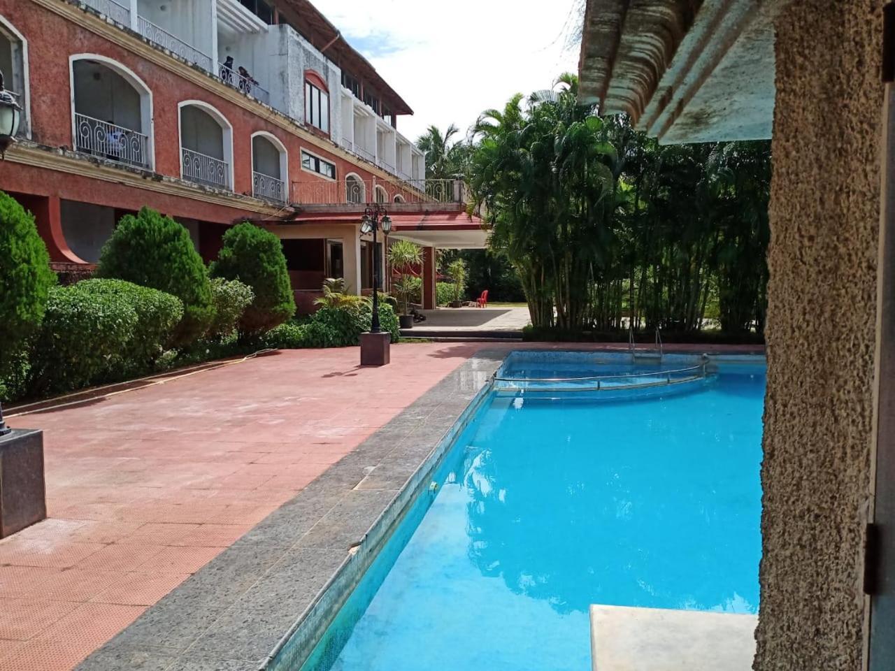 Arnala Beach Resort Virār Exteriör bild