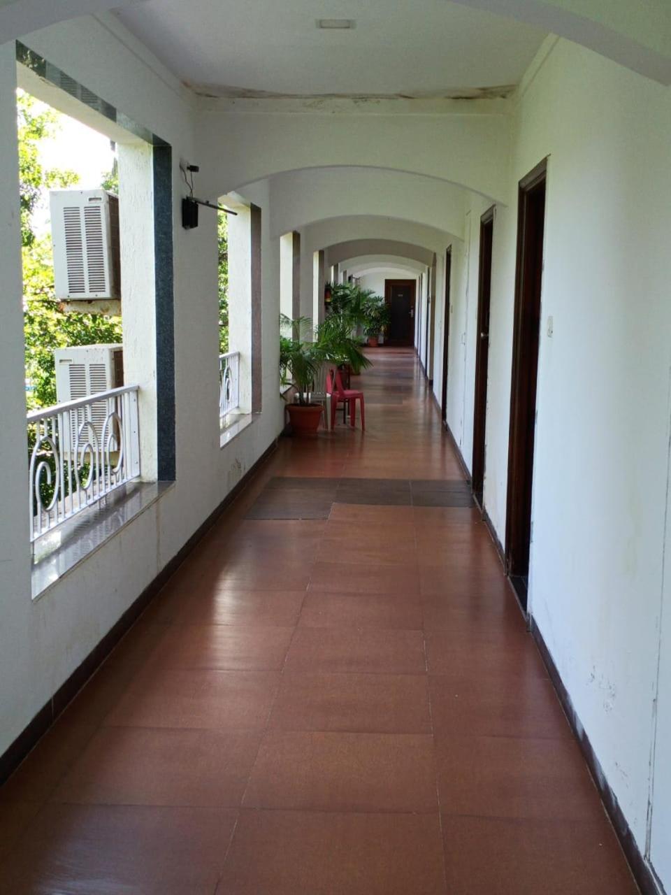 Arnala Beach Resort Virār Exteriör bild