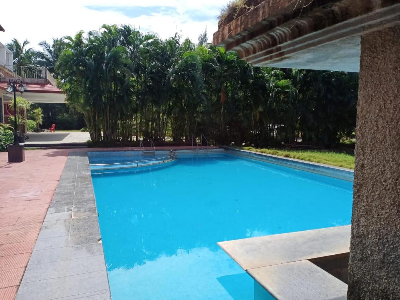 Arnala Beach Resort Virār Exteriör bild