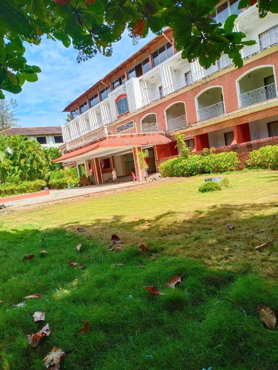 Arnala Beach Resort Virār Exteriör bild